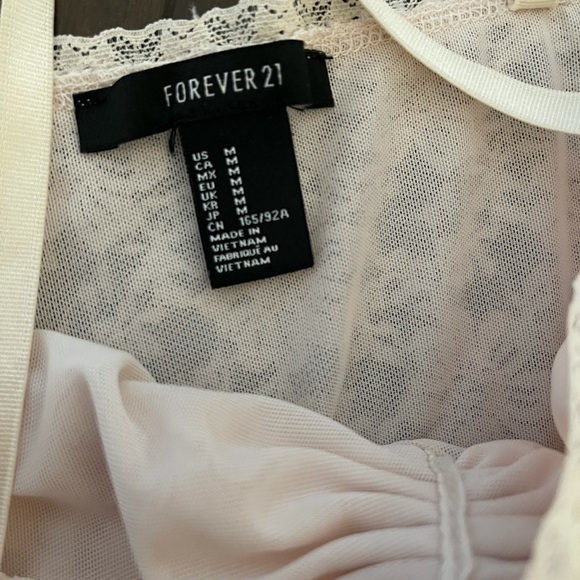 Bundle of super cute crops! - Picture 5 of 8